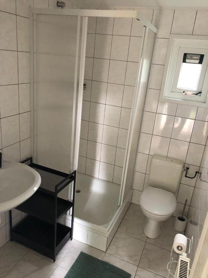 Vrijstaand Chalet In Bospark Villa Hattemerbroek Eksteriør bilde